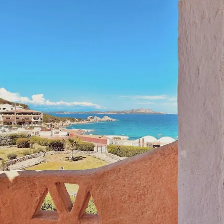 度假居 Beach Home Baja Sardinia 巴哈撒丁岛