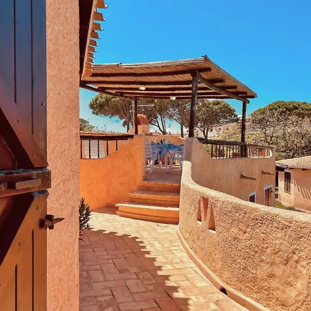 度假居 Beach Home Baja Sardinia 巴哈撒丁岛